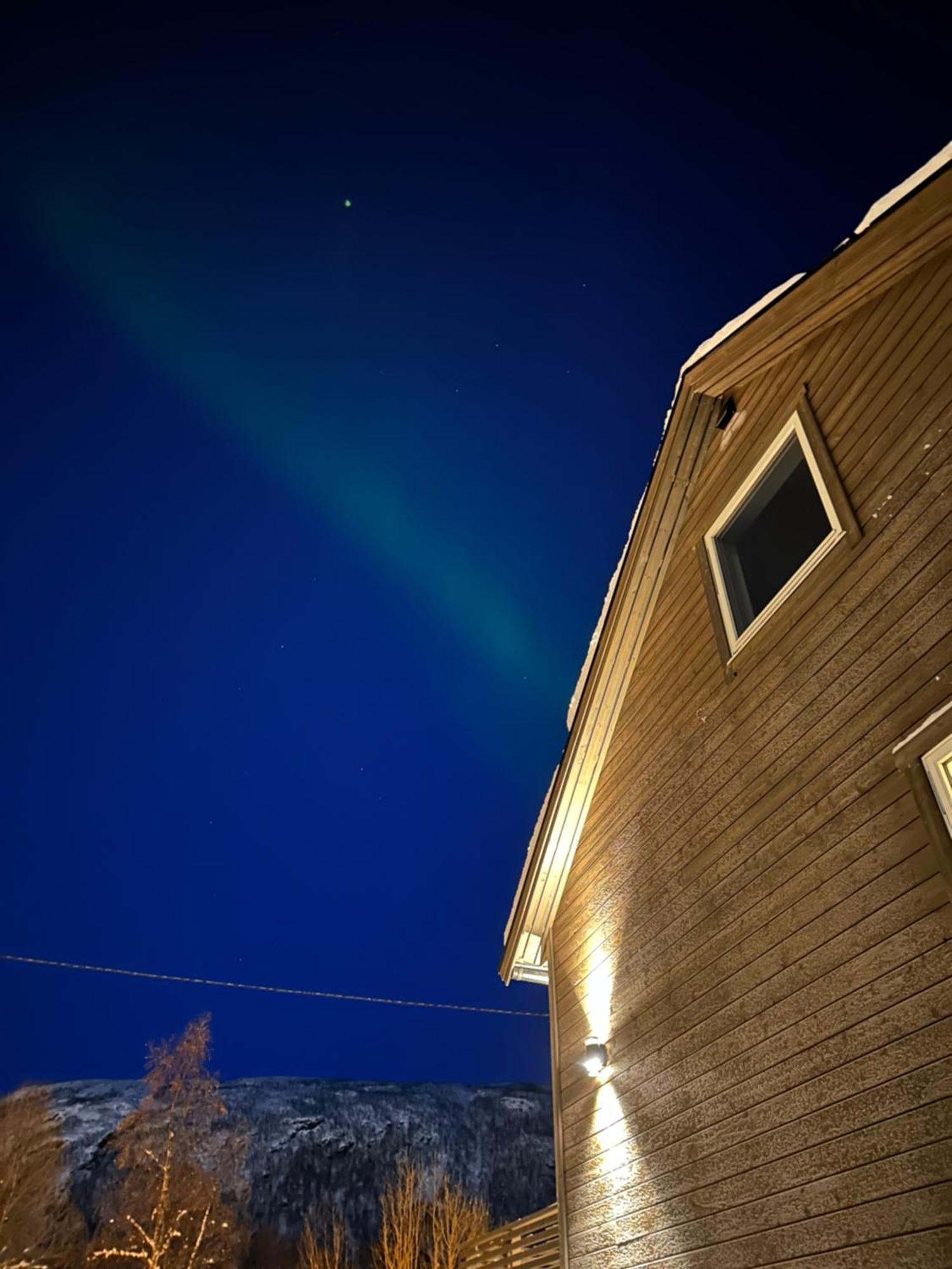 Tromsdalen Aurora Apartments Tromsø Eksteriør billede